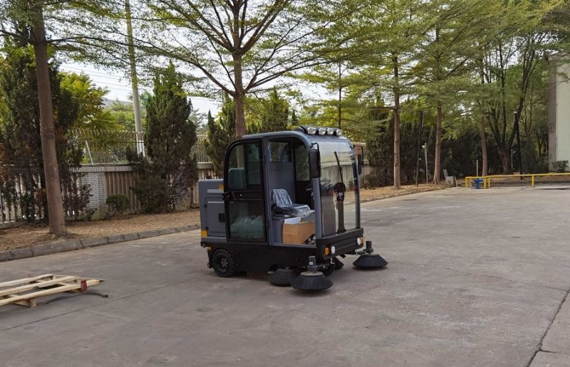 Huaan Industry chọn mua xe quét rác Yangzi S11